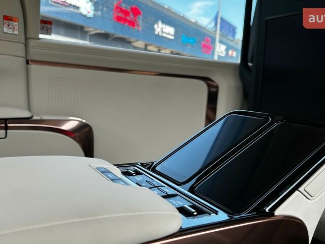 Лексус LM, об'ємом двигуна 2.49 л та пробігом 0 тис. км за 144990 $, фото 9 на Automoto.ua