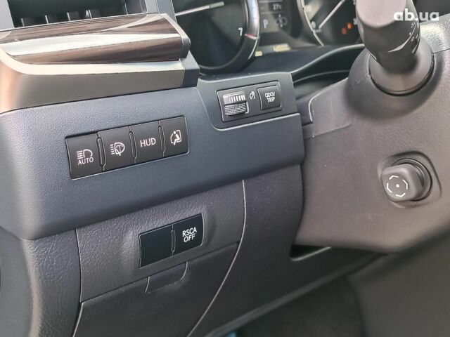 Білий Лексус LX 570, об'ємом двигуна 5.7 л та пробігом 5 тис. км за 112490 $, фото 18 на Automoto.ua