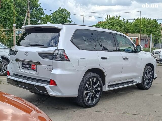 Білий Лексус LX 570, об'ємом двигуна 5.7 л та пробігом 5 тис. км за 112490 $, фото 11 на Automoto.ua