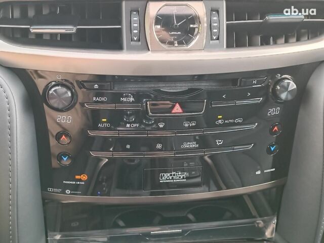 Білий Лексус LX 570, об'ємом двигуна 5.7 л та пробігом 5 тис. км за 112490 $, фото 32 на Automoto.ua