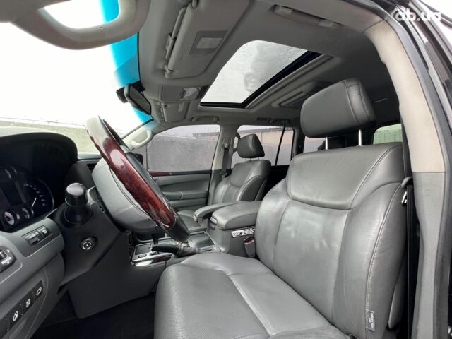 Черный Лексус LX 570, объемом двигателя 57 л и пробегом 153 тыс. км за 25490 $, фото 75 на Automoto.ua