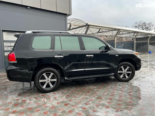 Черный Лексус LX 570, объемом двигателя 57 л и пробегом 153 тыс. км за 25490 $, фото 12 на Automoto.ua
