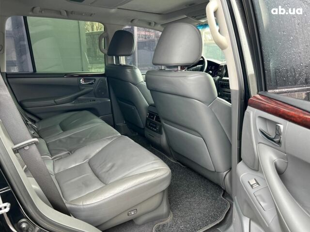 Черный Лексус LX 570, объемом двигателя 57 л и пробегом 153 тыс. км за 25490 $, фото 32 на Automoto.ua