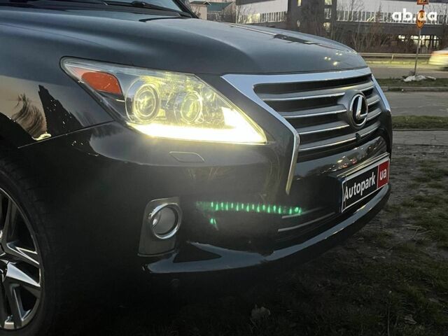 Черный Лексус LX 570, объемом двигателя 5.7 л и пробегом 192 тыс. км за 33990 $, фото 18 на Automoto.ua