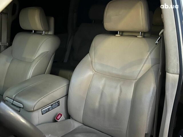 Черный Лексус LX 570, объемом двигателя 5.7 л и пробегом 192 тыс. км за 33990 $, фото 14 на Automoto.ua