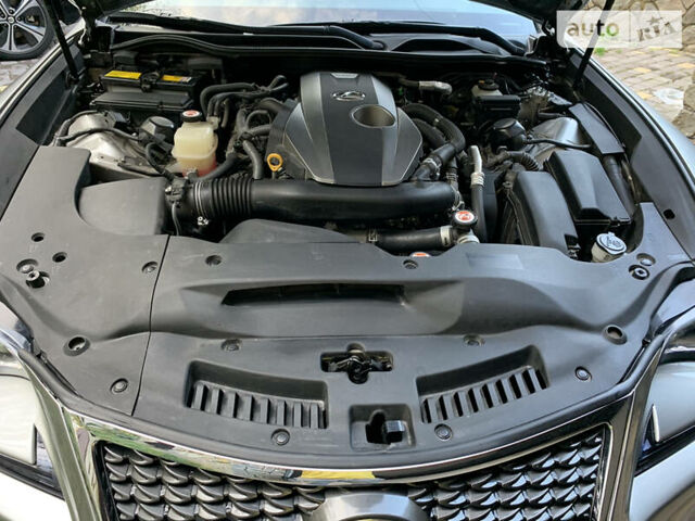 Сірий Лексус RC 200, об'ємом двигуна 2 л та пробігом 15 тис. км за 23500 $, фото 18 на Automoto.ua