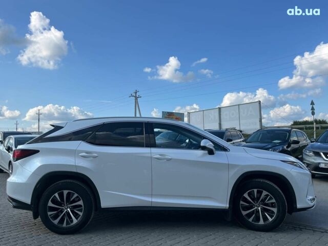 Белый Лексус RX 300, объемом двигателя 2 л и пробегом 104 тыс. км за 47740 $, фото 10 на Automoto.ua