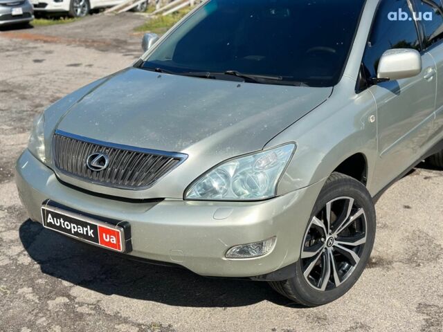 Серый Лексус RX 300, объемом двигателя 3 л и пробегом 377 тыс. км за 8790 $, фото 1 на Automoto.ua