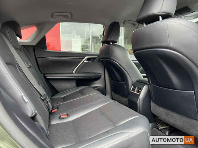 Зеленый Лексус RX 300, объемом двигателя 2 л и пробегом 29 тыс. км за 46369 $, фото 9 на Automoto.ua
