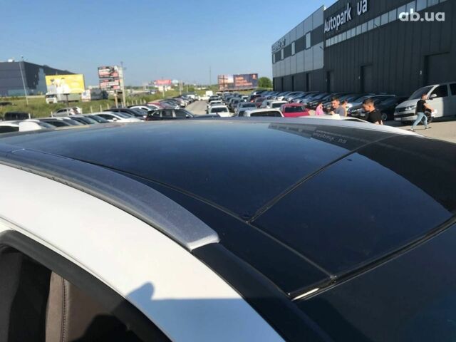 Белый Лексус RX 350, объемом двигателя 2.5 л и пробегом 11 тыс. км за 69690 $, фото 15 на Automoto.ua