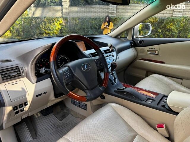 Бежевий Лексус RX 350, об'ємом двигуна 3.5 л та пробігом 98 тис. км за 22990 $, фото 12 на Automoto.ua