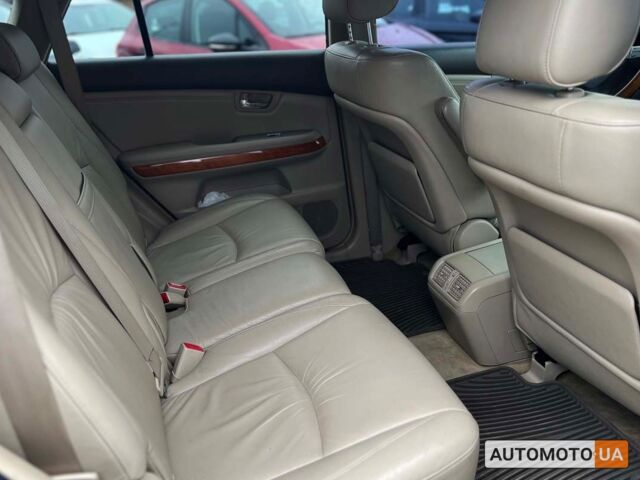 Красный Лексус RX 350, объемом двигателя 3.5 л и пробегом 208 тыс. км за 15700 $, фото 21 на Automoto.ua