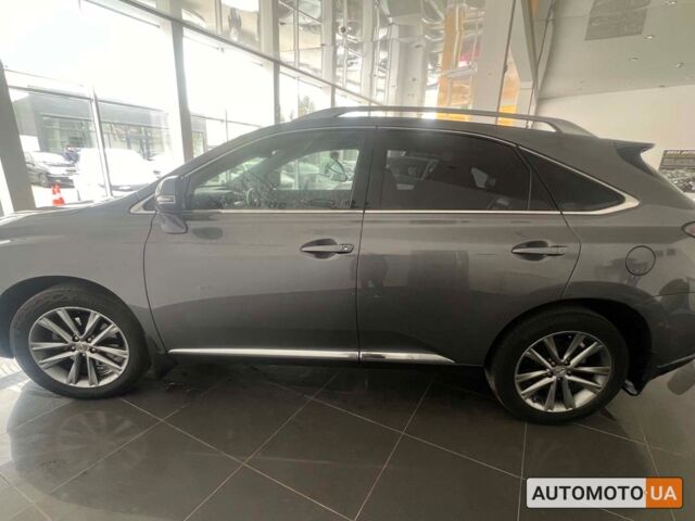 Серый Лексус RX 350, объемом двигателя 3.5 л и пробегом 230 тыс. км за 23800 $, фото 3 на Automoto.ua