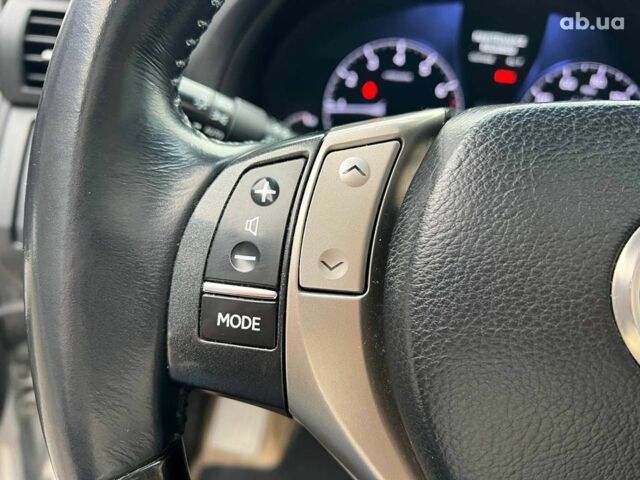 Сірий Лексус RX 350, об'ємом двигуна 3.5 л та пробігом 148 тис. км за 22540 $, фото 24 на Automoto.ua