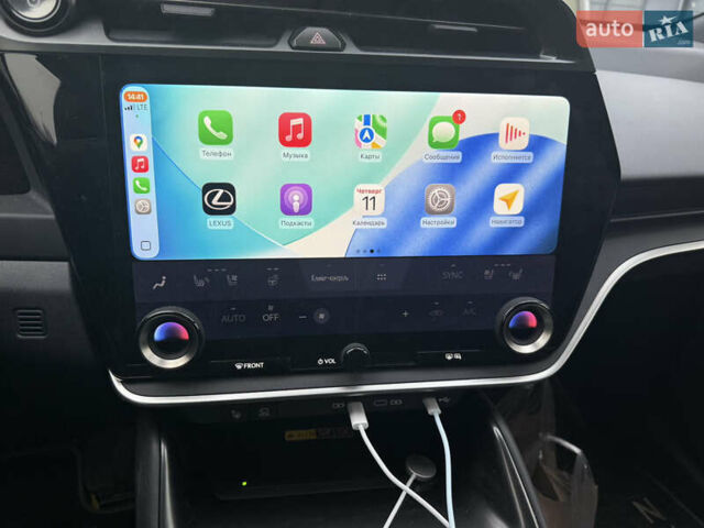 Белый Лексус RZ, объемом двигателя 0 л и пробегом 40 тыс. км за 37300 $, фото 21 на Automoto.ua