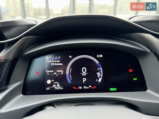 Белый Лексус RZ, объемом двигателя 0 л и пробегом 7 тыс. км за 37800 $, фото 66 на Automoto.ua