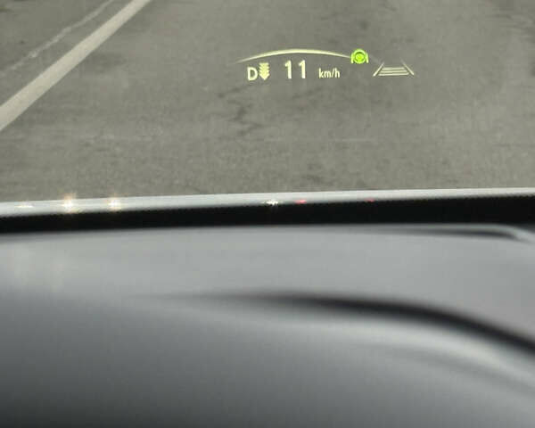 Белый Лексус RZ, объемом двигателя 0 л и пробегом 40 тыс. км за 37300 $, фото 22 на Automoto.ua