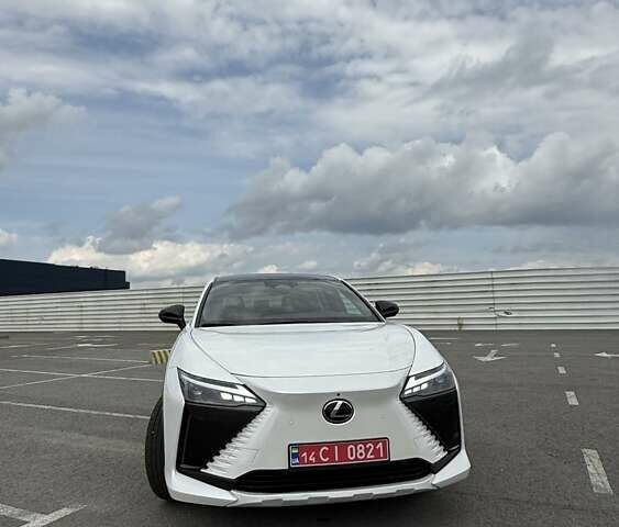 Лексус RZ 2024 у Трускавце на Automoto.ua Білий Лексус RZ, об'ємом двигуна 0 л та пробігом 1 тис. км за 38500 $, фото 4 на Automoto.ua