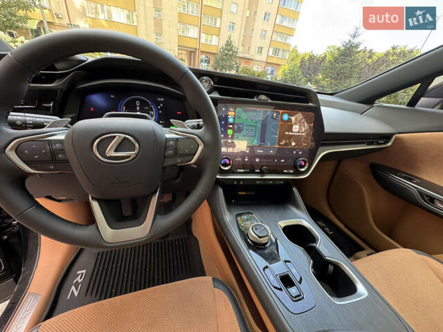 Чорний Лексус RZ, об'ємом двигуна 0 л та пробігом 10 тис. км за 45000 $, фото 15 на Automoto.ua