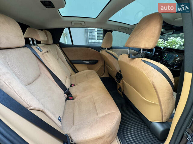 Чорний Лексус RZ, об'ємом двигуна 0 л та пробігом 10 тис. км за 45000 $, фото 22 на Automoto.ua