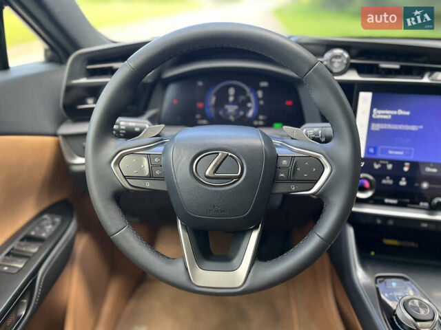 Черный Лексус RZ, объемом двигателя 0 л и пробегом 11 тыс. км за 42500 $, фото 10 на Automoto.ua