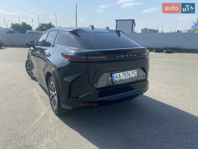 Черный Лексус RZ, объемом двигателя 0 л и пробегом 9 тыс. км за 41000 $, фото 6 на Automoto.ua