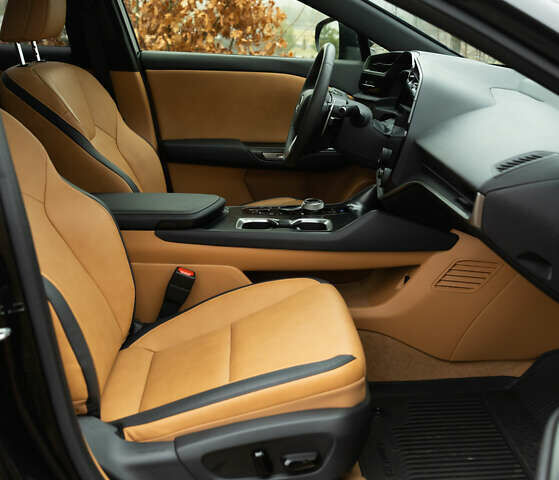 Чорний Лексус RZ, об'ємом двигуна 0 л та пробігом 25 тис. км за 35800 $, фото 35 на Automoto.ua