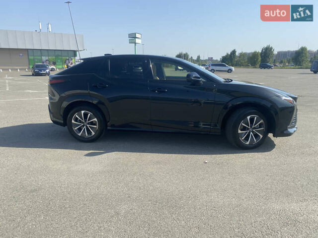 Черный Лексус RZ, объемом двигателя 0 л и пробегом 9 тыс. км за 41000 $, фото 4 на Automoto.ua