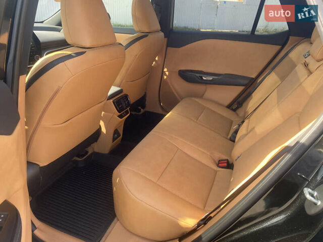 Черный Лексус RZ, объемом двигателя 0 л и пробегом 9 тыс. км за 41000 $, фото 16 на Automoto.ua