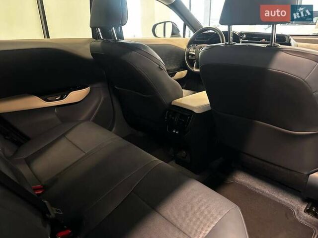 Лексус RZ, объемом двигателя 0 л и пробегом 24 тыс. км за 48900 $, фото 30 на Automoto.ua