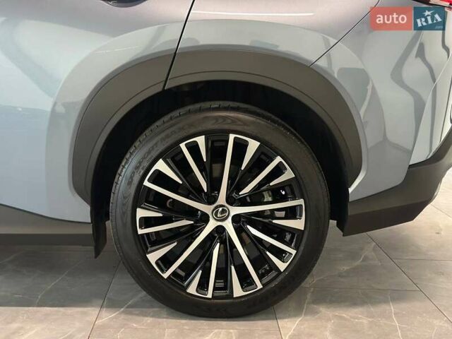 Лексус RZ, объемом двигателя 0 л и пробегом 24 тыс. км за 48900 $, фото 6 на Automoto.ua