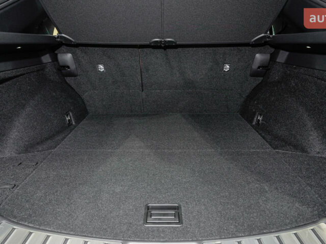 Лексус RZ, объемом двигателя 0 л и пробегом 0 тыс. км за 69773 $, фото 23 на Automoto.ua