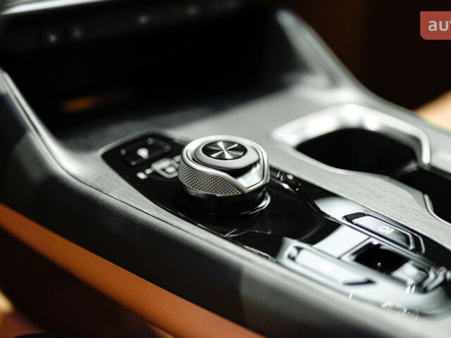 Лексус RZ, объемом двигателя 0 л и пробегом 0 тыс. км за 69773 $, фото 16 на Automoto.ua