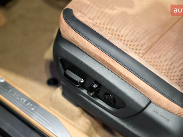 Лексус RZ, объемом двигателя 0 л и пробегом 0 тыс. км за 69773 $, фото 17 на Automoto.ua