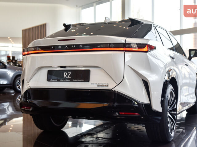 Лексус RZ, об'ємом двигуна 0 л та пробігом 0 тис. км за 69014 $, фото 2 на Automoto.ua