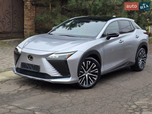Серый Лексус RZ, объемом двигателя 0 л и пробегом 15 тыс. км за 37777 $, фото 18 на Automoto.ua