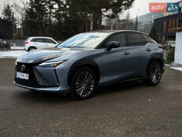 Серый Лексус RZ, объемом двигателя 0 л и пробегом 9 тыс. км за 49900 $, фото 3 на Automoto.ua