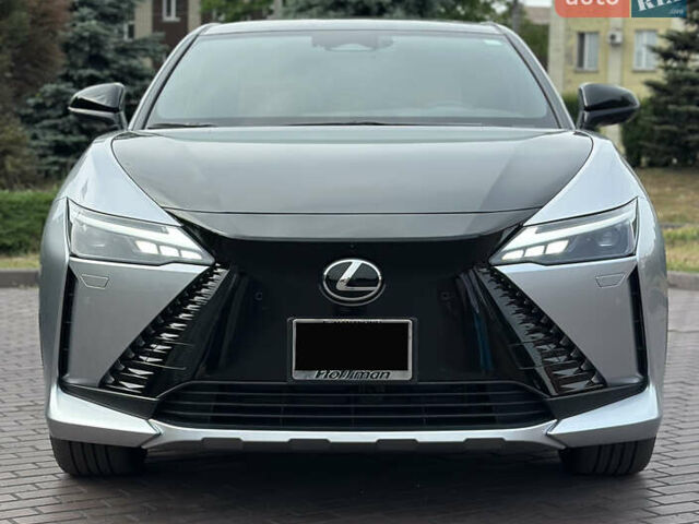 Серый Лексус RZ, объемом двигателя 0 л и пробегом 8 тыс. км за 47000 $, фото 7 на Automoto.ua