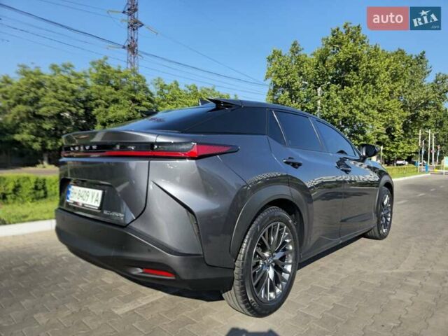 Сірий Лексус RZ, об'ємом двигуна 0 л та пробігом 17 тис. км за 39900 $, фото 57 на Automoto.ua
