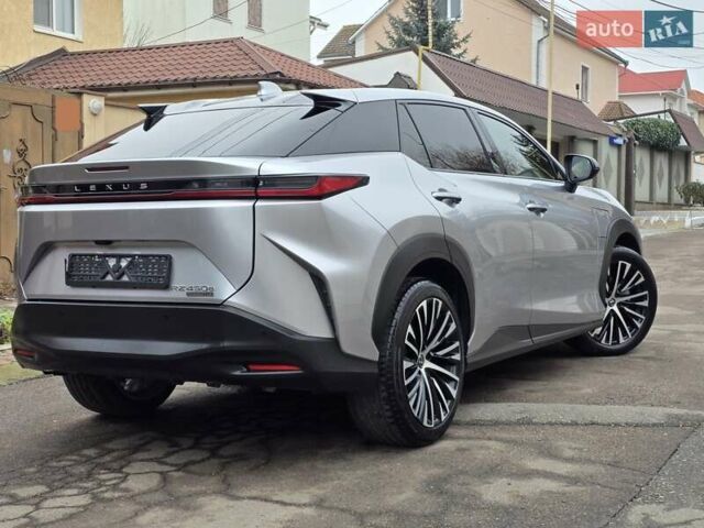 Серый Лексус RZ, объемом двигателя 0 л и пробегом 15 тыс. км за 37777 $, фото 13 на Automoto.ua