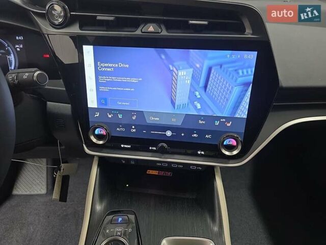Серый Лексус RZ, объемом двигателя 0 л и пробегом 17 тыс. км за 54000 $, фото 9 на Automoto.ua