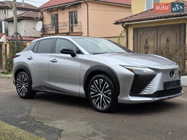 Серый Лексус RZ, объемом двигателя 0 л и пробегом 15 тыс. км за 37777 $, фото 21 на Automoto.ua