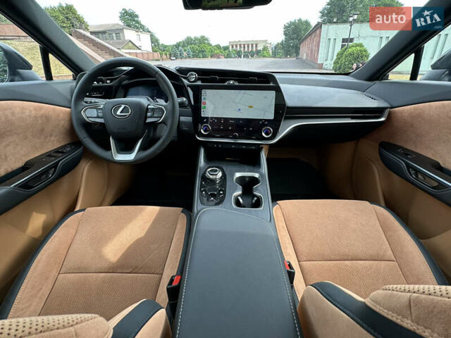 Серый Лексус RZ, объемом двигателя 0 л и пробегом 8 тыс. км за 47000 $, фото 42 на Automoto.ua