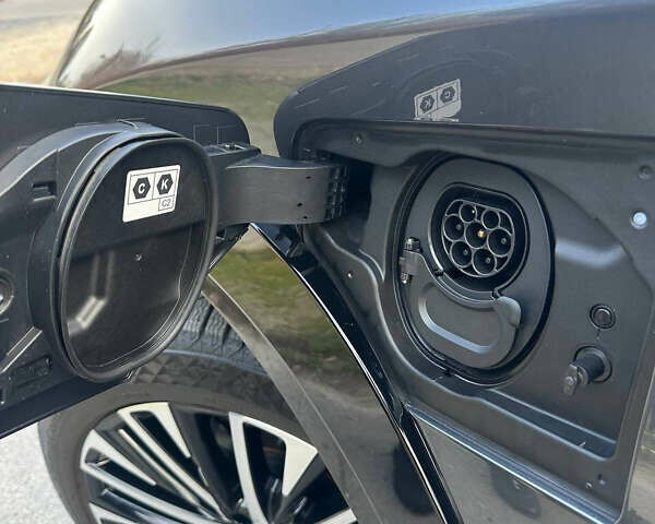 Серый Лексус RZ, объемом двигателя 0 л и пробегом 7 тыс. км за 54850 $, фото 41 на Automoto.ua