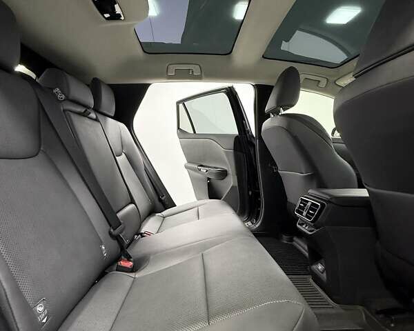 Серый Лексус RZ, объемом двигателя 0 л и пробегом 6 тыс. км за 44500 $, фото 33 на Automoto.ua