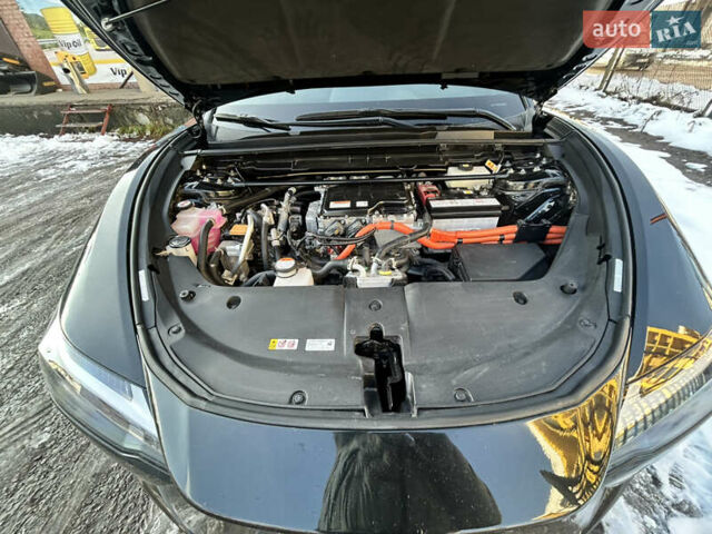 Серый Лексус RZ, объемом двигателя 0 л и пробегом 1 тыс. км за 43800 $, фото 11 на Automoto.ua