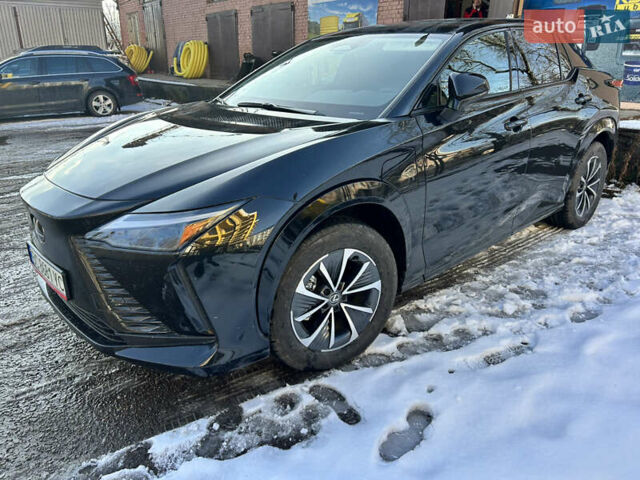 Серый Лексус RZ, объемом двигателя 0 л и пробегом 1 тыс. км за 43800 $, фото 3 на Automoto.ua