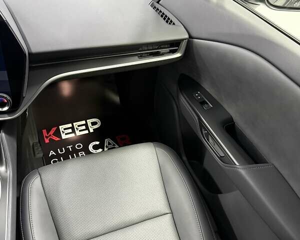 Серый Лексус RZ, объемом двигателя 0 л и пробегом 6 тыс. км за 44500 $, фото 23 на Automoto.ua