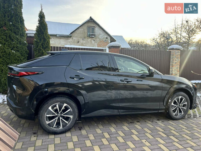 Серый Лексус RZ, объемом двигателя 0 л и пробегом 1 тыс. км за 43800 $, фото 15 на Automoto.ua