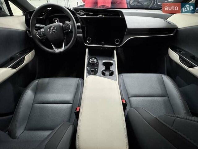 Синій Лексус RZ, об'ємом двигуна 0 л та пробігом 21 тис. км за 34900 $, фото 25 на Automoto.ua